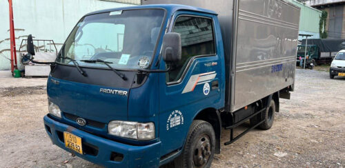 Cần bán xe tải Kia K165 (Tải 2.3 tấn) thùng kín inox đời 2017