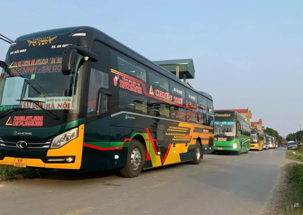 Nhà xe khách Chiến Thế tuyến Bắc Ninh - Bắc Giang - Hà Nội - Sài Gòn - Bình Dương (Bắc Nam)